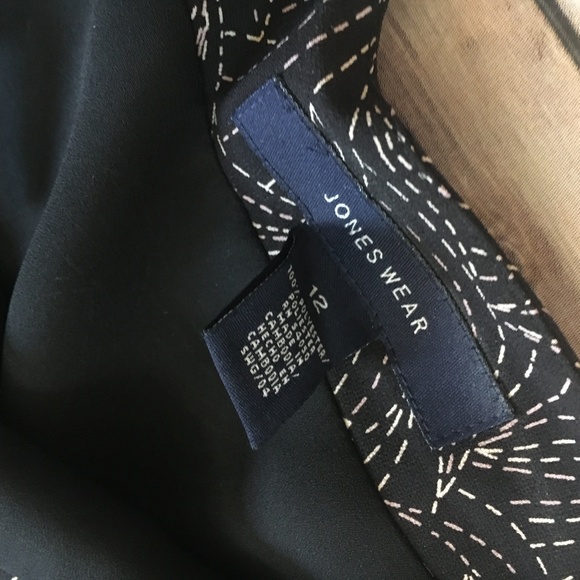 Jones Wear Skirt - Picture 3 of 6